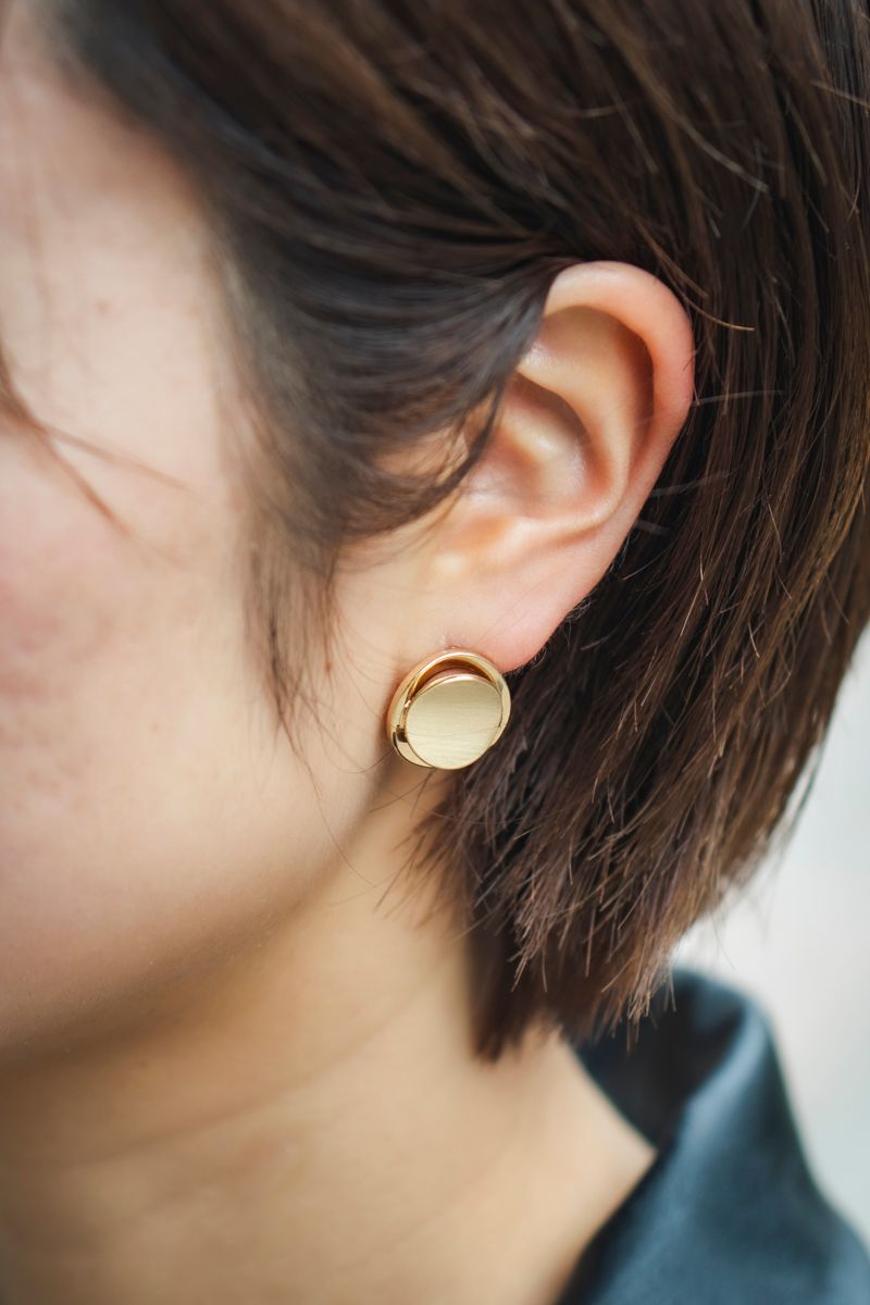 アパートバイローリーズのジャケットコーディネート | 260407-1708-55  3枚目の写真