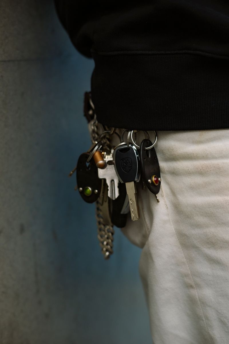 ザグレートフロッグのスウェットコーディネート | 260411-1350-43 大村達郎 9枚目の写真