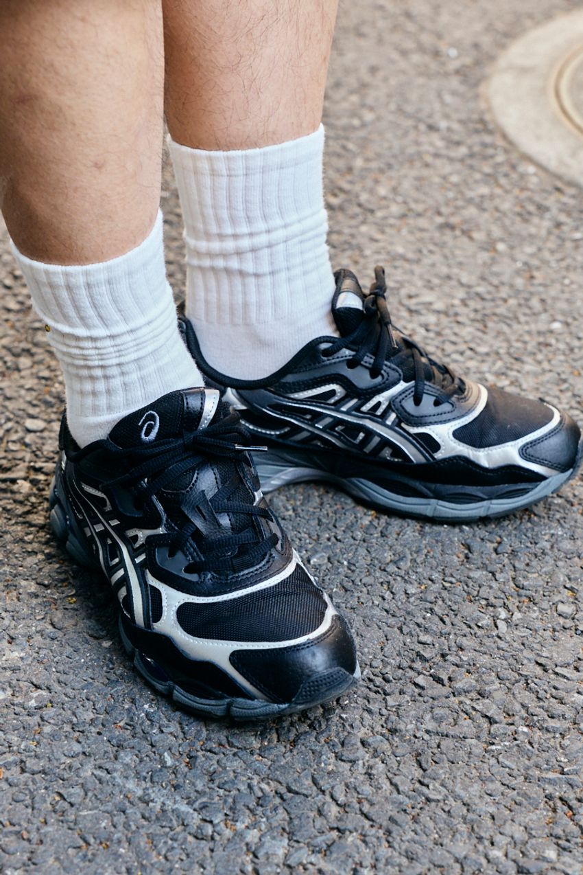 街角に早くも“短パン勢”現る！この時季お洒落に穿くなら、トップスはどうする？ - 5枚目の画像