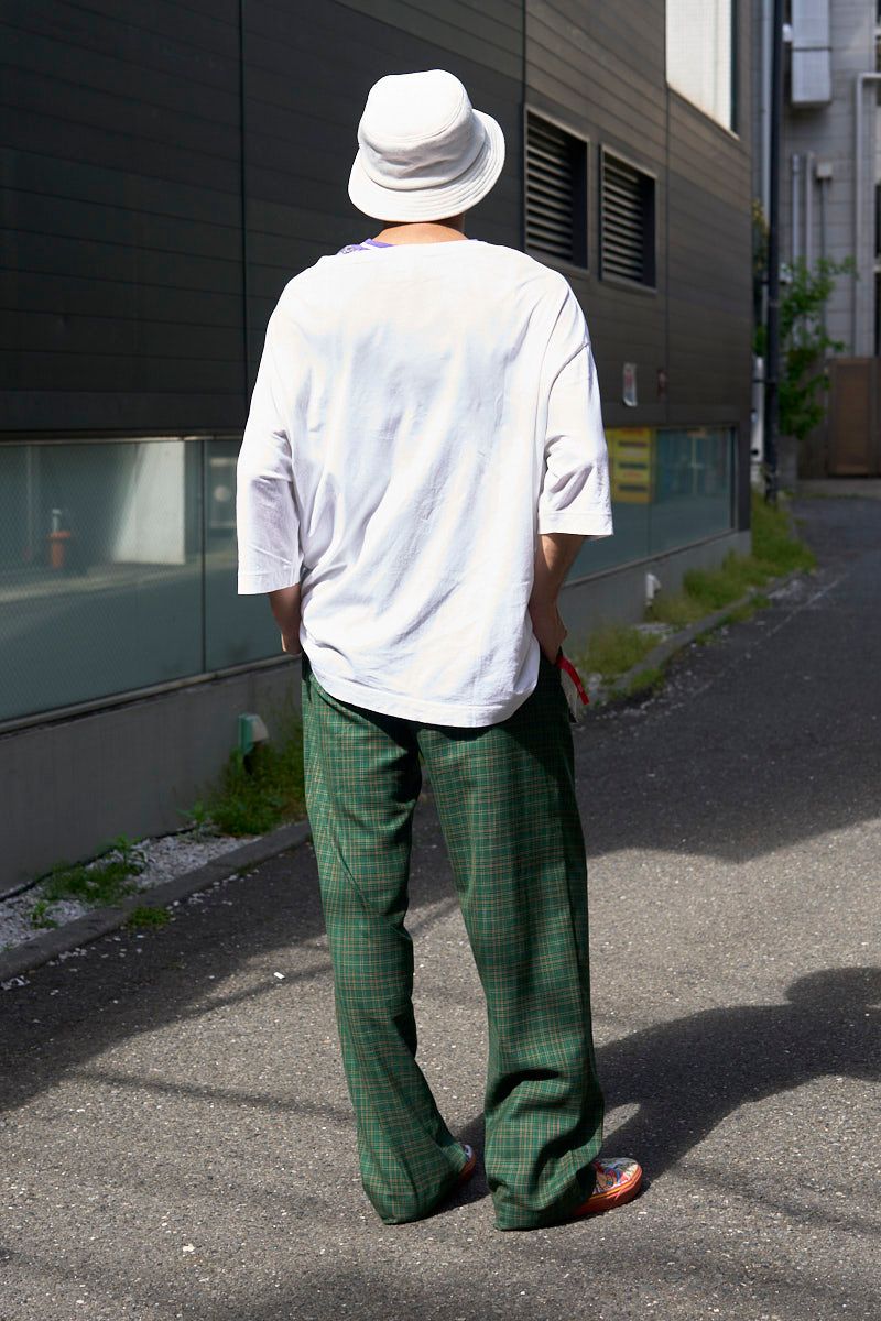 ヴィヴィアンウエストウッドのTシャツコーディネート | 260420-0922-43 ばんしゃお 4枚目の写真