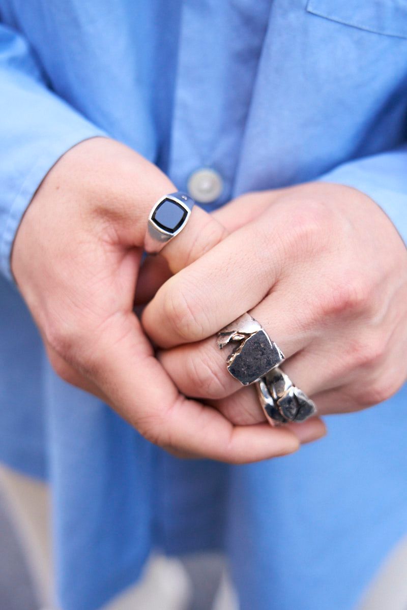 オーラリーのシャツコーディネート | 260420-1221-20 芝田康平 7枚目の写真