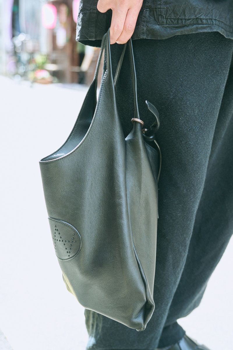 ケイシーケイシーのシャツコーディネート | 260421-0905-23 タテイシ 6枚目の写真