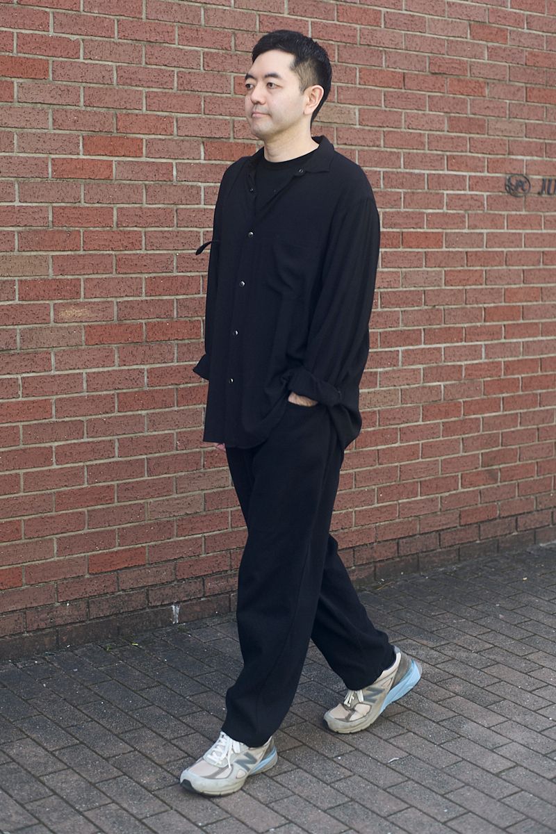 コモリのシャツコーディネート | 260421-1549-47 池田雄一郎