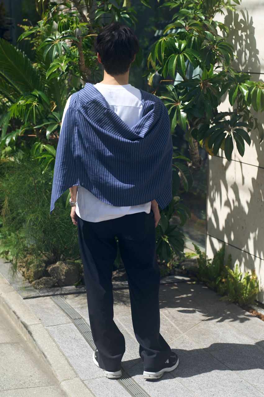 春ならでは！“巧みなレイヤード術”をスナップで。長袖×半袖の鉄板コンビ、ベスト使いの達人etc. - 11枚目の画像