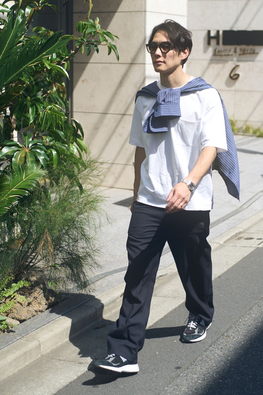 春ならでは！“巧みなレイヤード術”をスナップで。長袖×半袖の鉄板コンビ、ベスト使いの達人etc. - 10枚目の画像