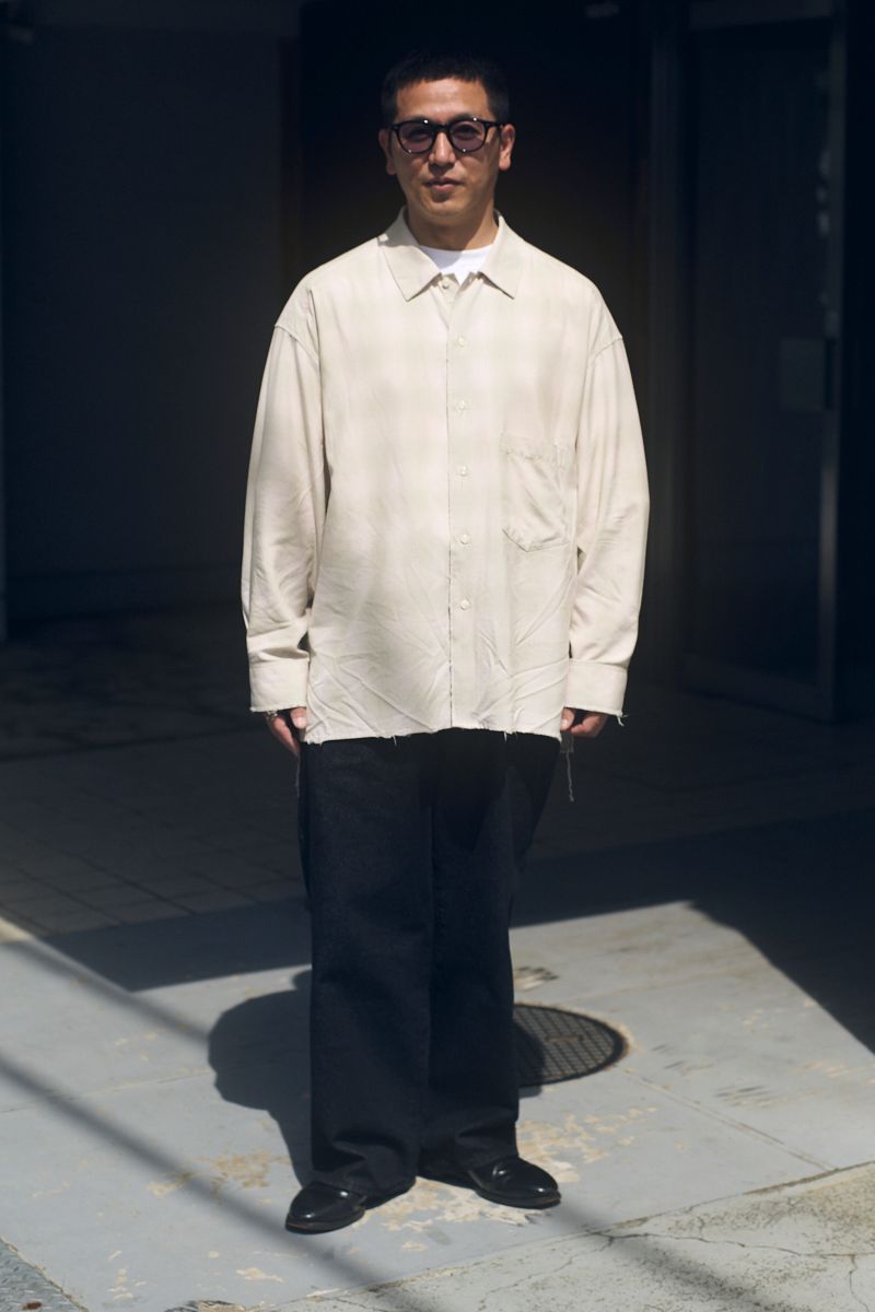 アンセルムのシャツコーディネート | 260421-1735-53 浦本 愉 4枚目の写真