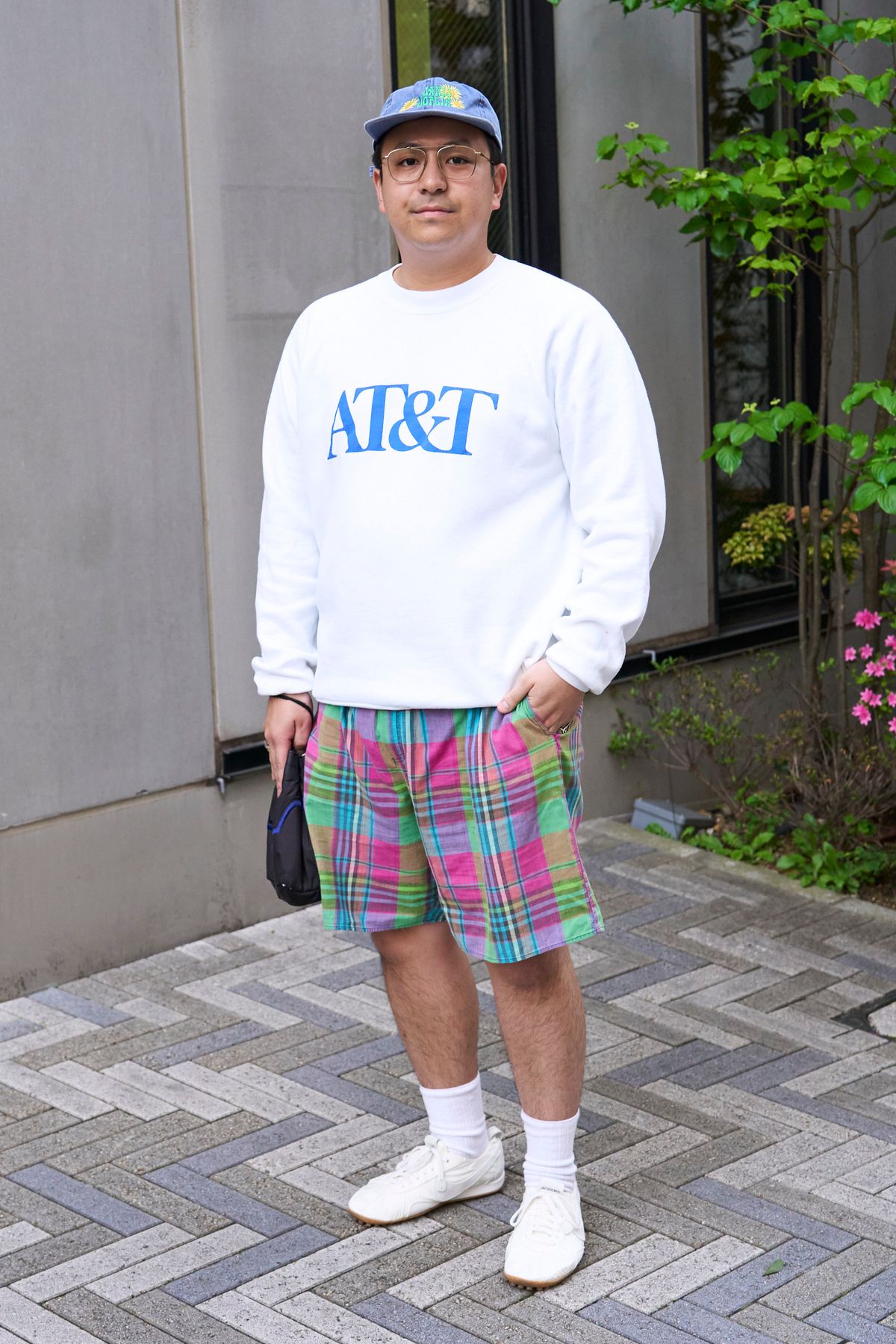 スウェット 古着  パンツ 古着  シューズ ナイキ×ジャックムス  帽子 古着  眼鏡 イエローズプラス  バッグ トーガ×アウトドアプロダクツ  リング ティファニー  リング2 ラルフローレン  リング3 不明