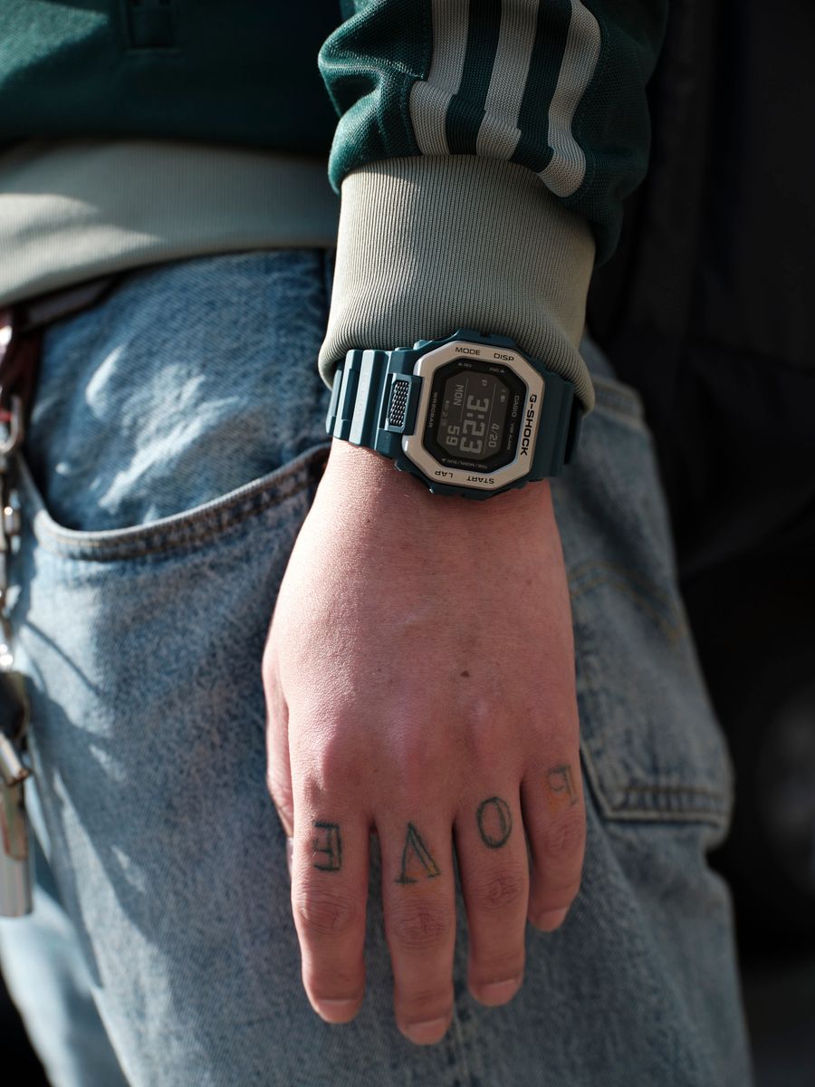 アディダスオリジナルスのジャケットコーディネート | 260424-0858-03 YUGO 9枚目の写真