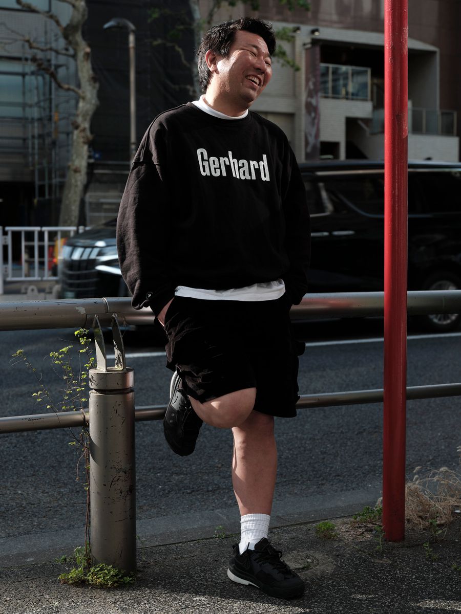 ディバイディッドステイツオブオリーブのスウェットコーディネート | 260424-0927-55 くだもん 2枚目の写真