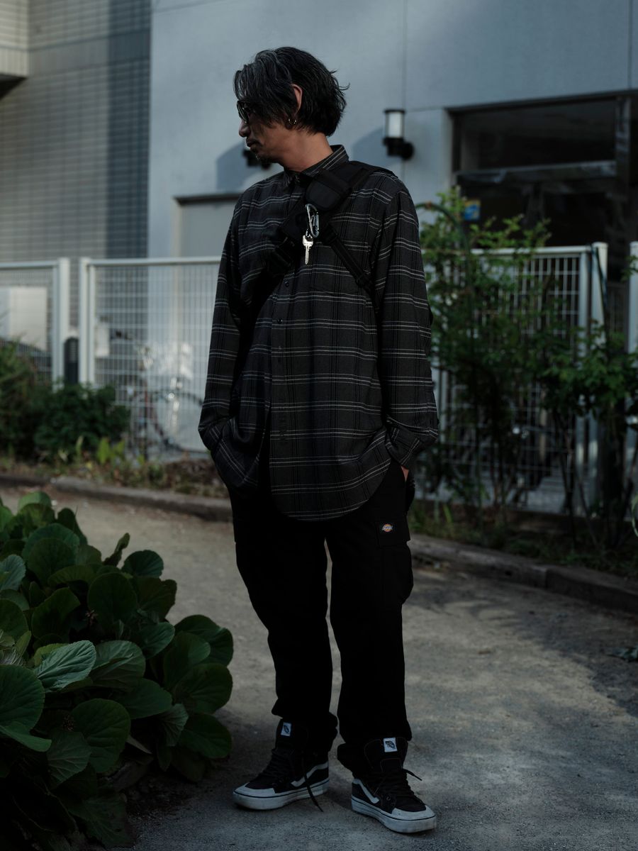 キャプテンズヘルムのシャツコーディネート | 260424-0936-49 永島健志 4枚目の写真