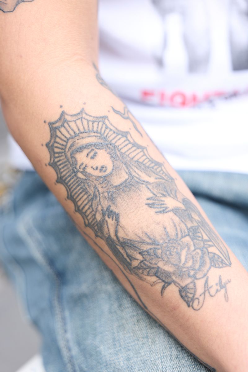 不明のTシャツコーディネート | 260427-1126-53 サントスケルビン 9枚目の写真