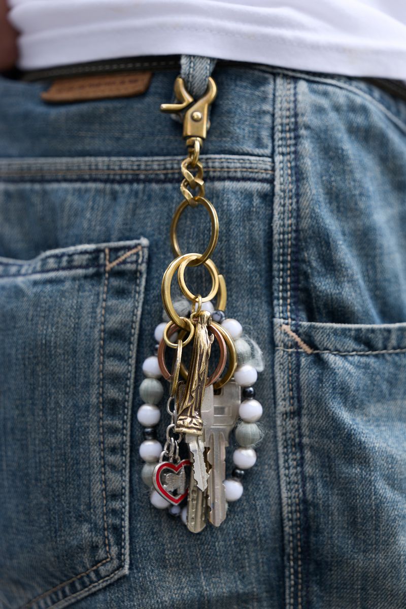 不明のTシャツコーディネート | 260427-1126-53 サントスケルビン 7枚目の写真