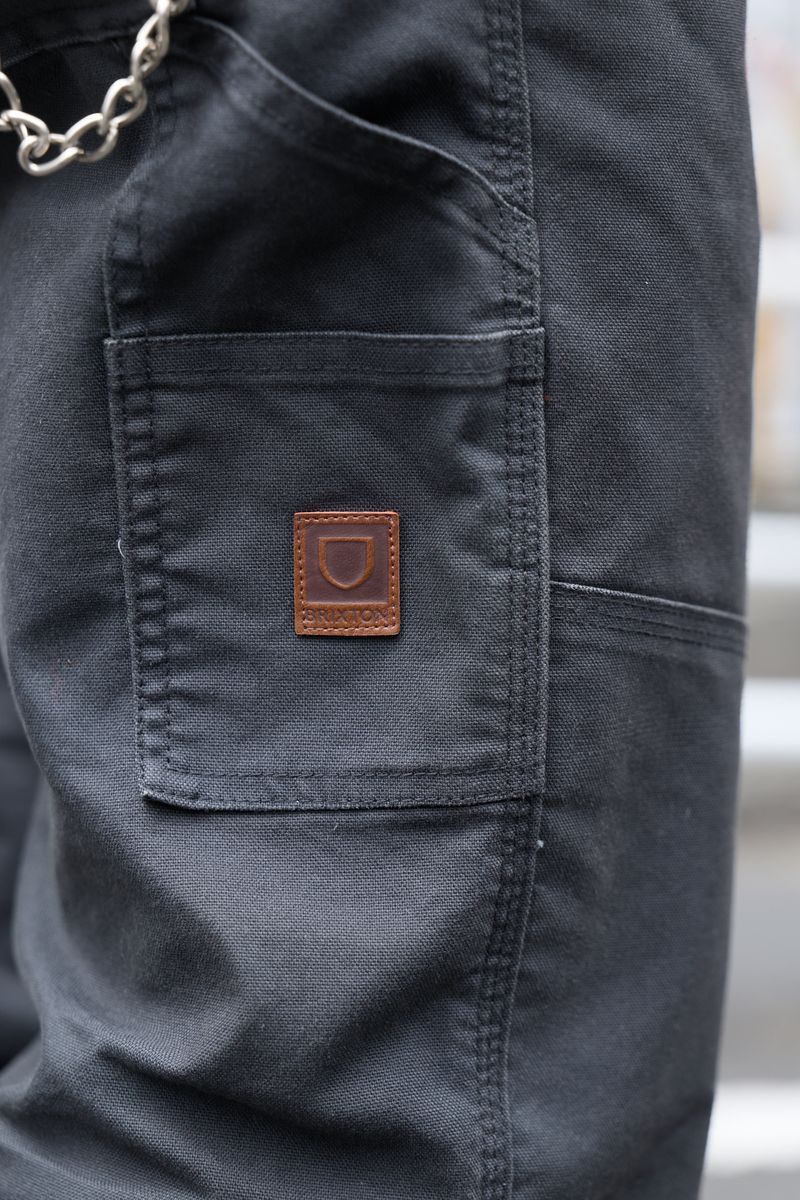 ブリクストンのシャツコーディネート | 260427-1138-01 うらべしんせい 8枚目の写真