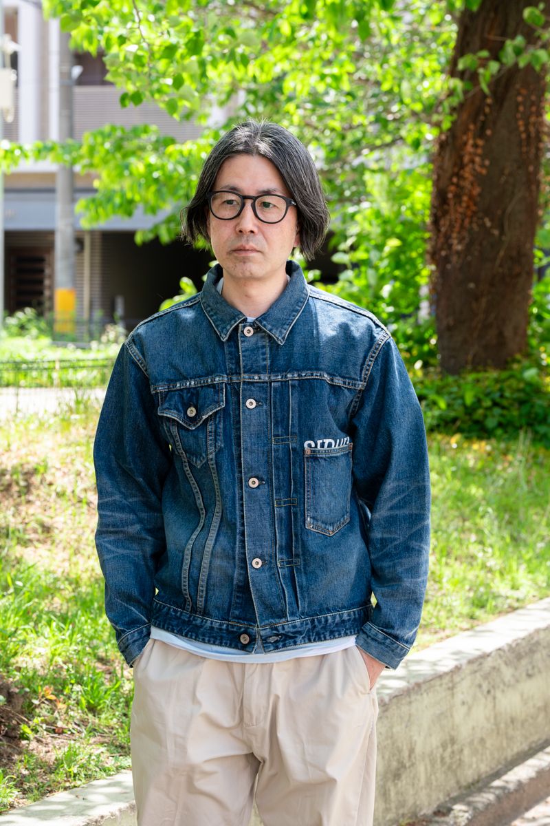 ウィークエンド×シークエルのTシャツコーディネート | 260428-0948-49 坂本憲治 4枚目の写真