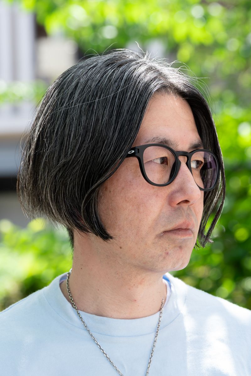 ウィークエンド×シークエルのTシャツコーディネート | 260428-0948-49 坂本憲治 6枚目の写真