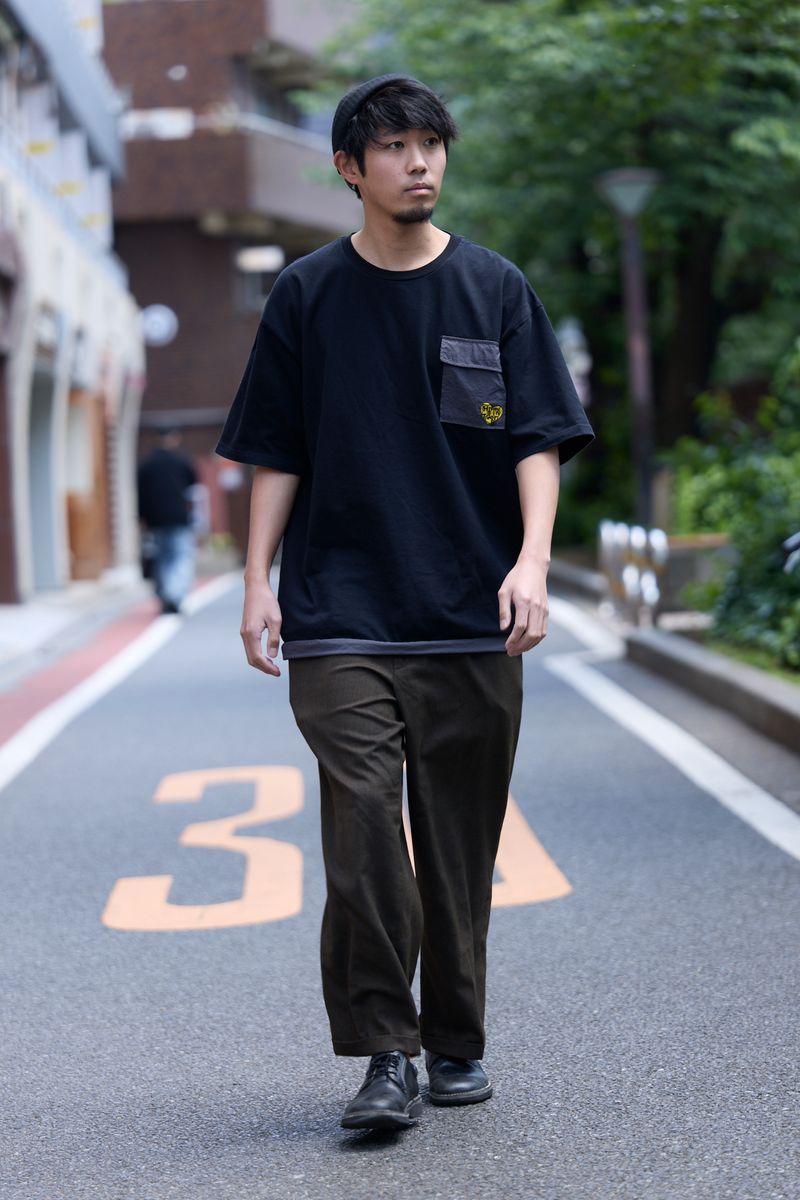 不明のTシャツコーディネート | 260429-1422-16 西脇謙志 2枚目の写真