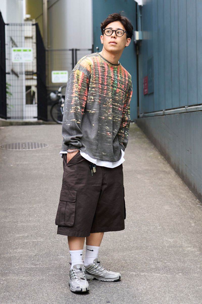 パラノイドのTシャツコーディネート | 260505-1106-10 SENA 4枚目の写真
