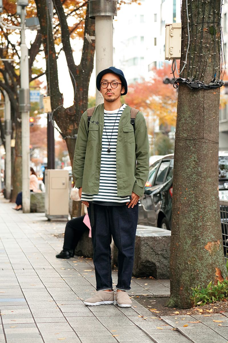 クリース入りデニムにリメイクシャツを けんた