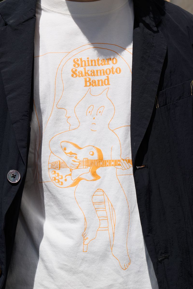 ノーブランドのTシャツコーディネート | 260506-1730-15 田島しんのすけ 5枚目の写真