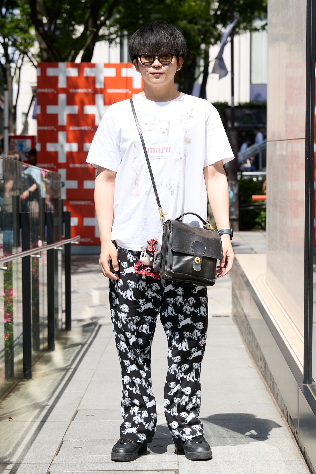 眼鏡 ジンズ  Tシャツ オリジナル  パンツ セリーヌ  バッグ コーチ  腕時計 アップル  靴下 靴下屋  シューズ ナイキ