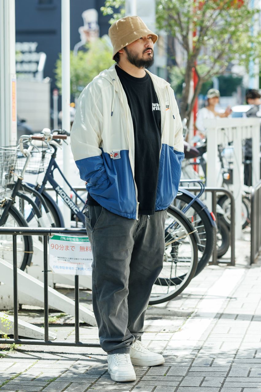 大人は“バケットハット”でお洒落に化ける！夏コーデを地味に見せない活用術5例 - 8枚目の画像