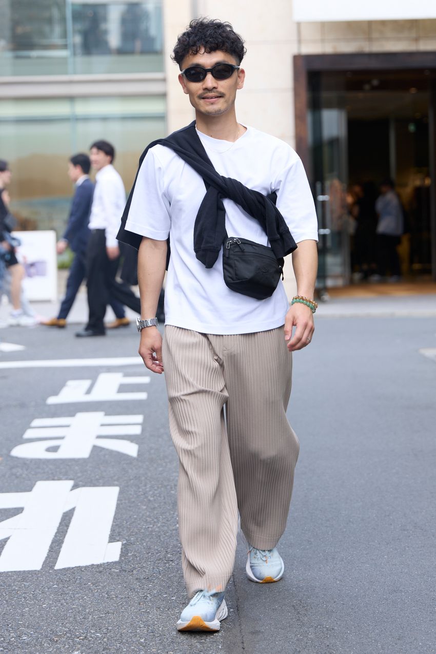 初夏の「ユニクロ」は何を選ぶのが正解？Tシャツ、パンツ、デニムetc.参考になる5名をスナップ！ - 9枚目の画像