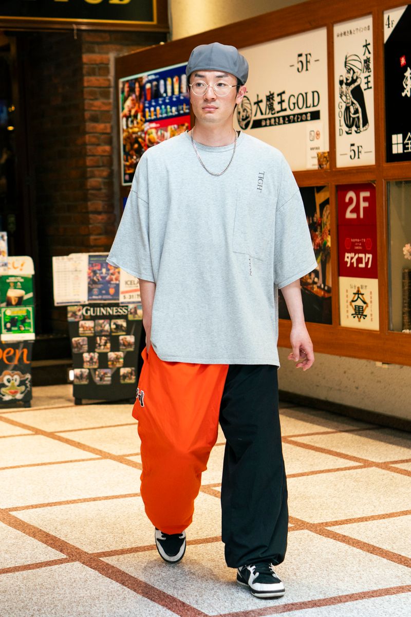 タイトブースのTシャツコーディネート | 260524-1307-29 林 渓也 2枚目の写真