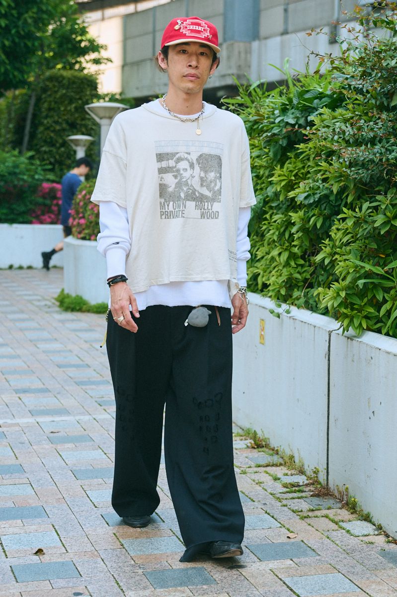 パリーハリウッドのTシャツコーディネート | 260524-1522-21 サクラギシオン