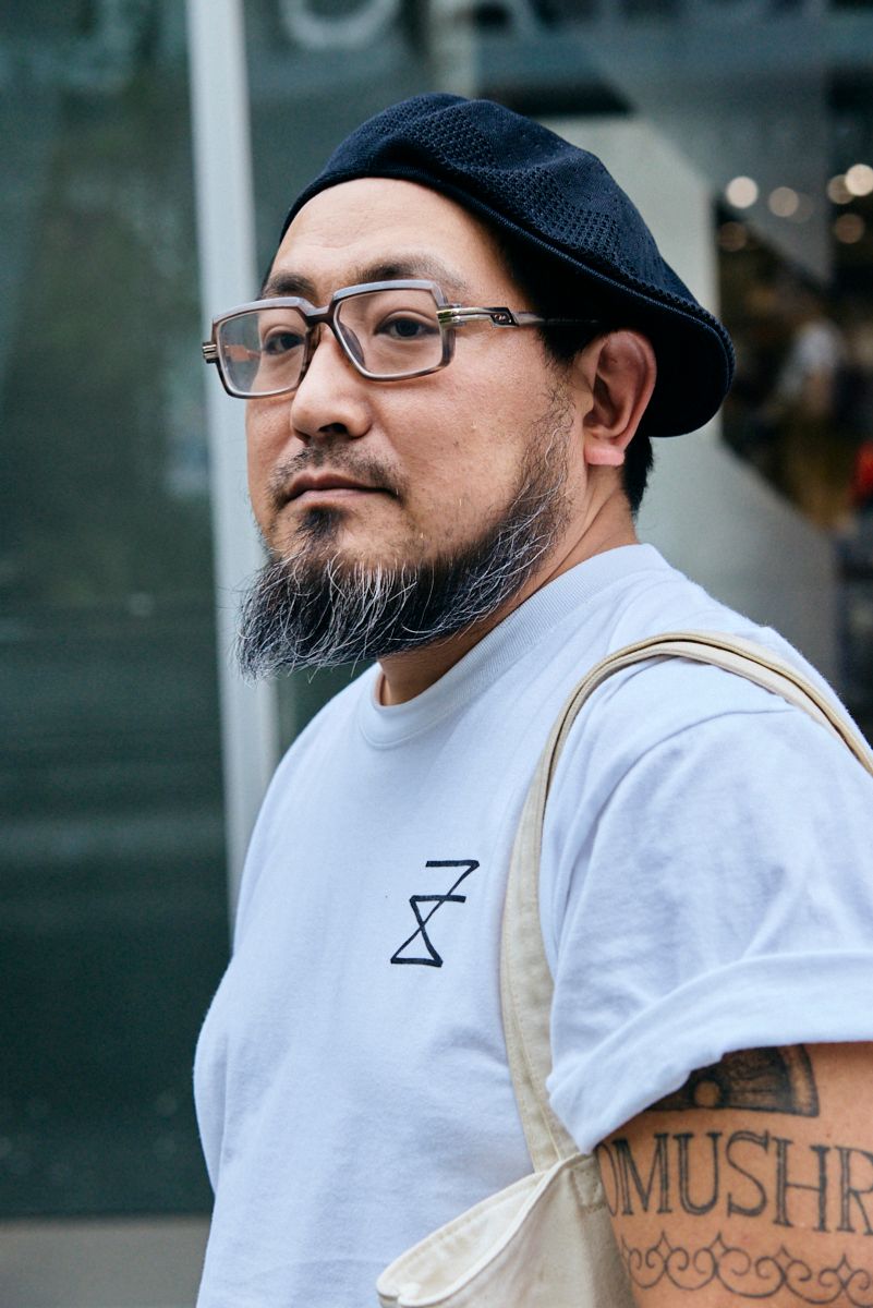 不明のTシャツコーディネート | 260525-2040-11 桜井順一 5枚目の写真