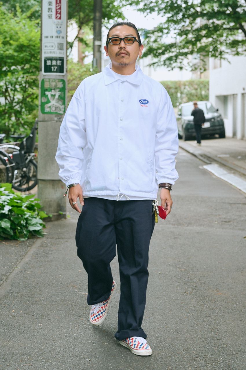 黒以外も人気！ヴァンズ「オーセンティック」のコーデ集。60周年を迎えたストリートの王道スニーカー - 8枚目の画像
