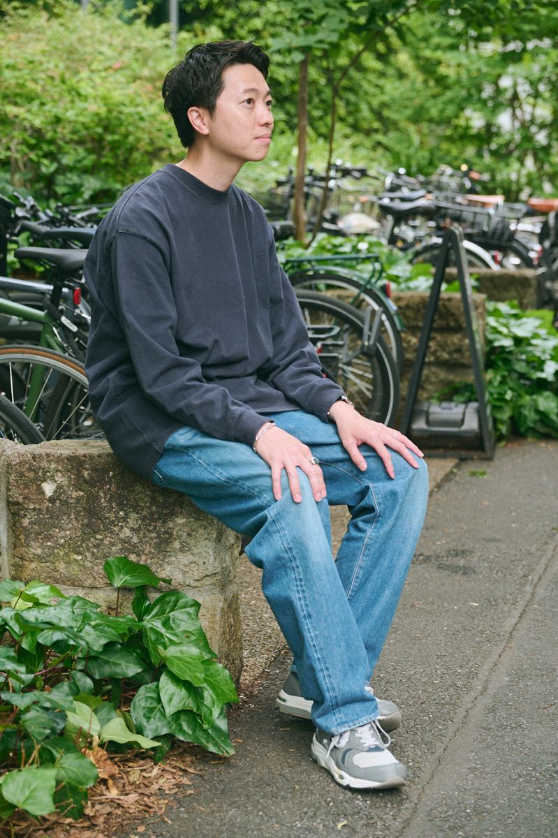 アンライクリーのTシャツコーディネート | 260603-0634-28 二村祐太郎 2枚目の写真
