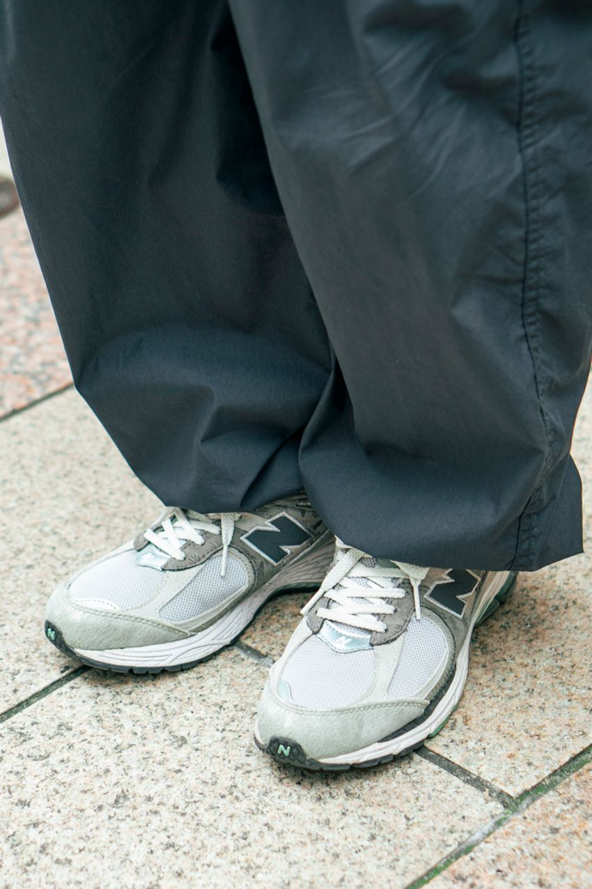今穿きたいカーゴパンツ。“いかにも軍パン”に見せない洒落者たちの着こなしテク5選 - 2枚目の画像