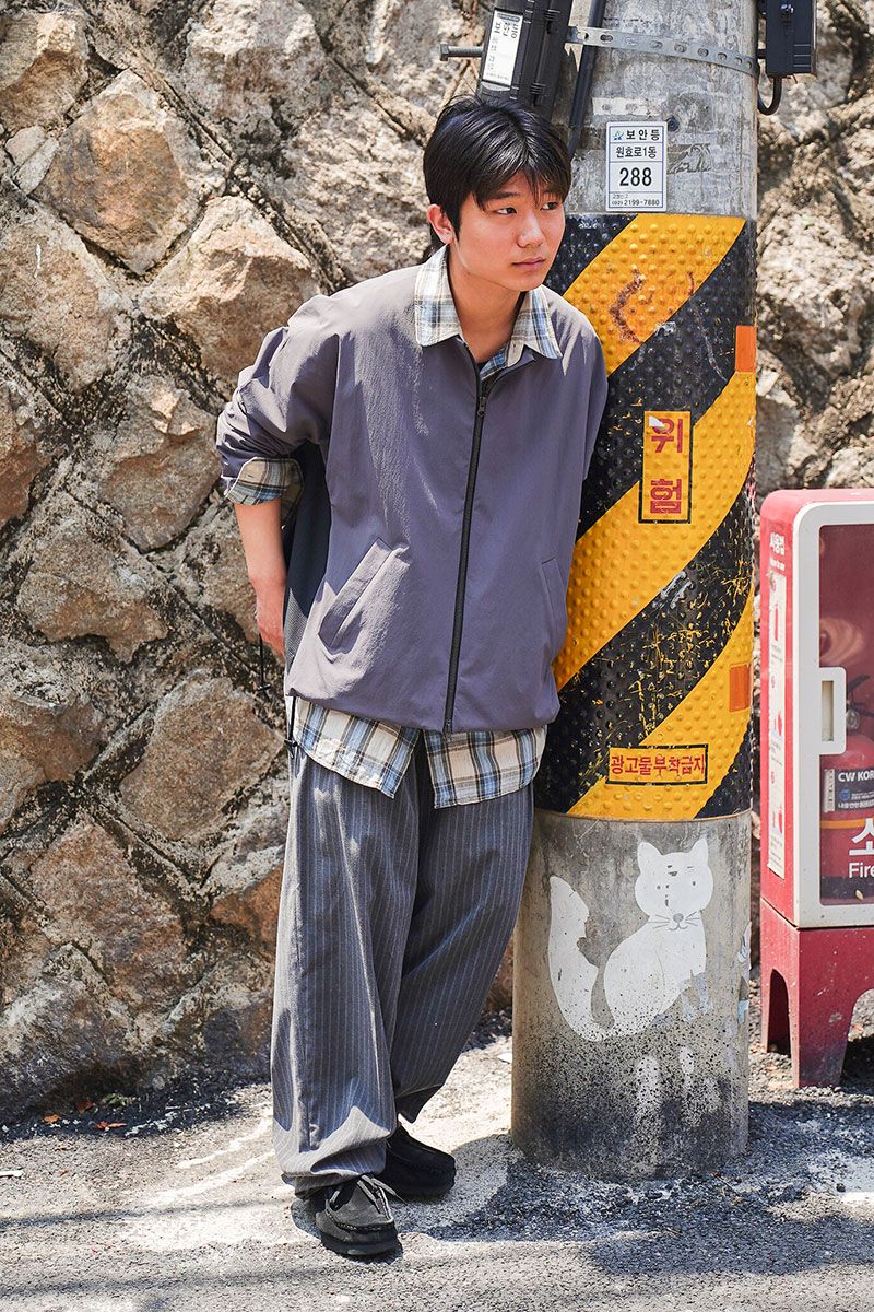 フミトガンリュウのジャケット/アウターコーディネート | 260618-1120-34 キム・ヨンフン 2枚目の写真