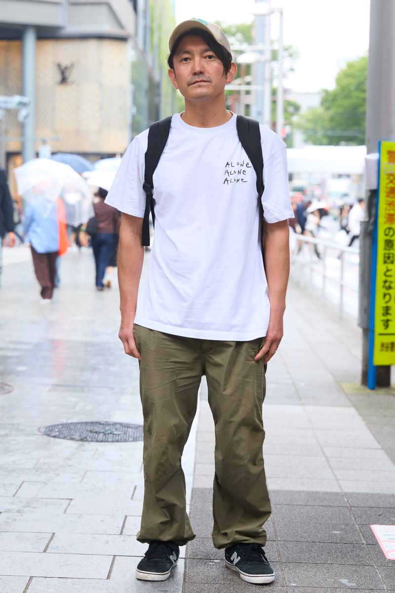 不明のTシャツコーディネート | 260620-1630-47 鈴木亮介 3枚目の写真