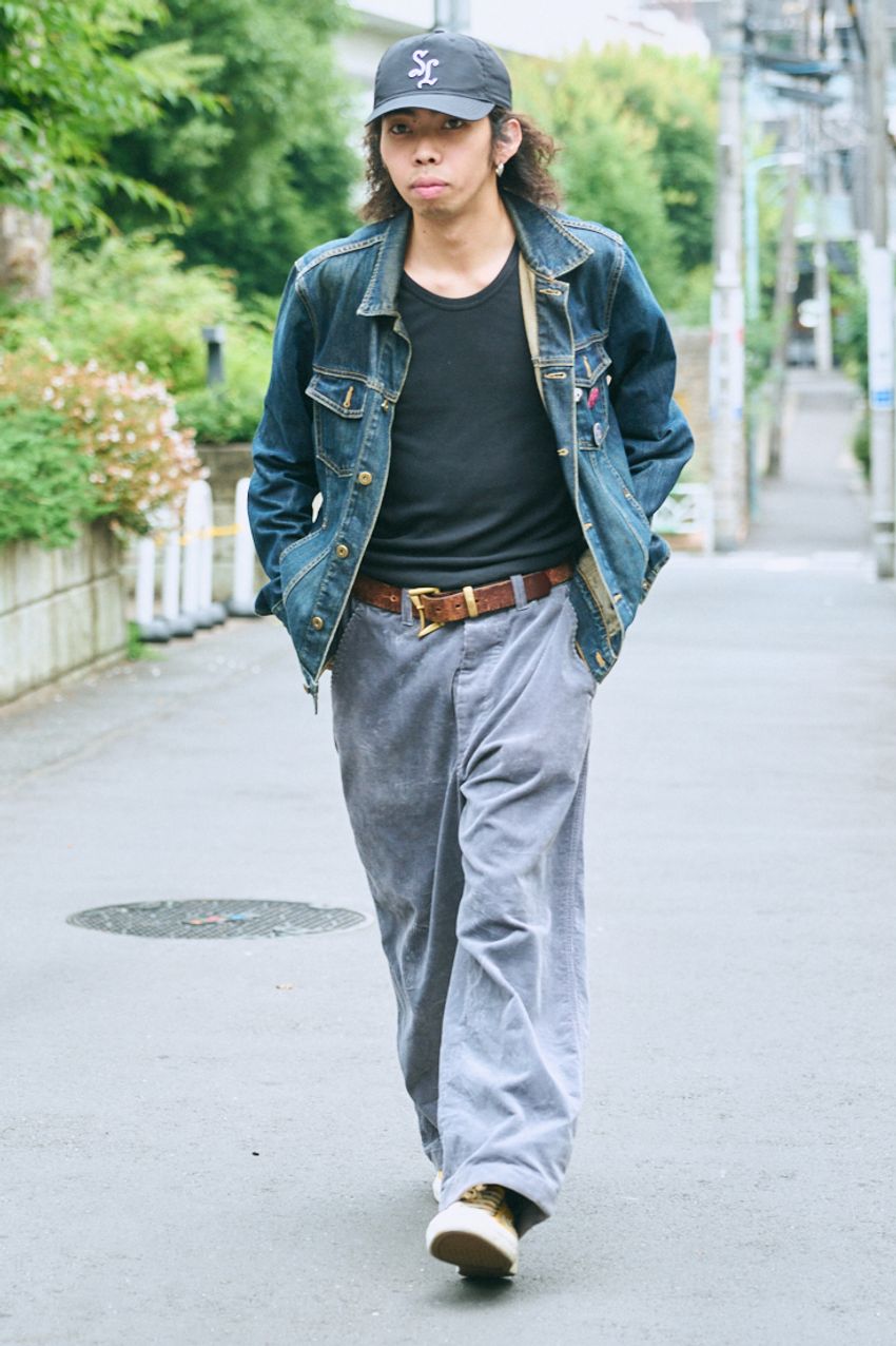 酷暑のインナーは「タンクトップ」一択！ 軽やかに、男らしく彩るレイヤード術5選 - 7枚目の画像