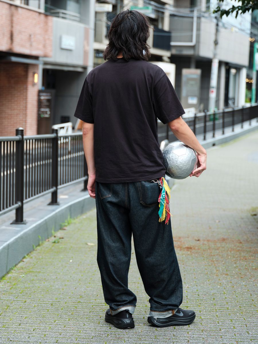 パレススケートボードのTシャツコーディネート | 260711-1637-34 KOU 4枚目の写真