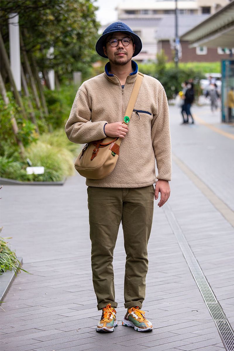 優しい色に優しい素材、足元のオレンジをスパイスに 青沼慈篤