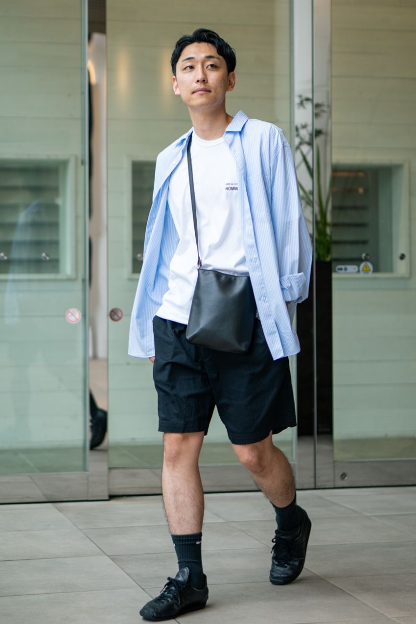 夏も「ユニクロパンツ」が大活躍！スラックス＆ショーツの巧みなコーデ好例をスナップで - 6枚目の画像