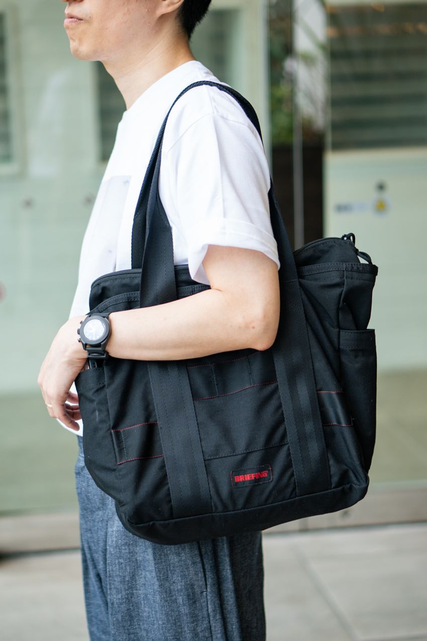 40代の5名が証明！“タックイン”は品良く大人に見せる最良のコーデ術。さりげない小物使いもポイント - 13枚目の画像