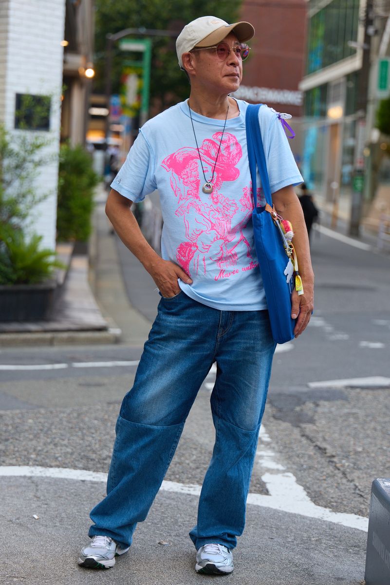 クリームチーズのTシャツコーディネート | 260731-1153-38 松本 宏 3枚目の写真
