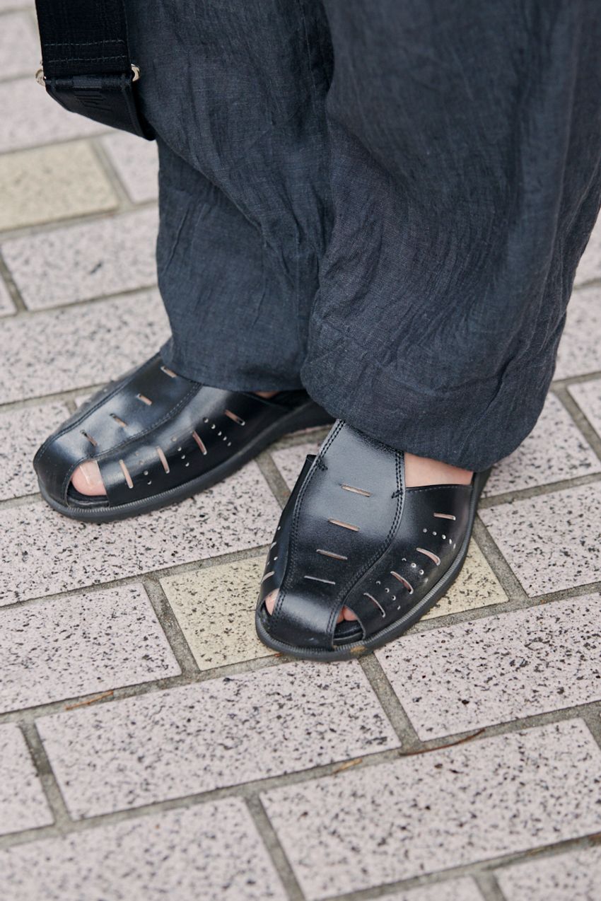 晩夏の大人を涼しげに見せる「フワッと系パンツ」。5名のスナップでその実力を証明！ - 6枚目の画像
