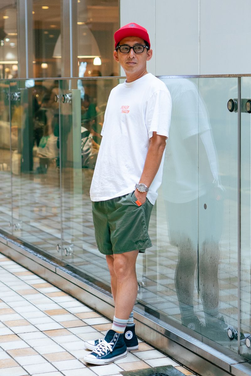 ノーブランドのTシャツコーディネート | 260803-1805-16 飯坂隆介 2枚目の写真