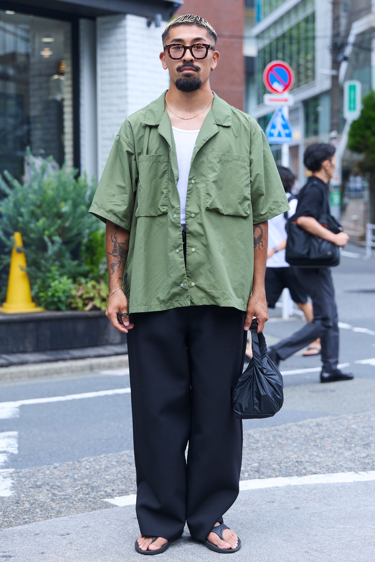 眼鏡 オタカオプティカル  シャツ ワイルドシングス  パンツ エヌハリウッド  ベルト 古着  バッグ ナイキ  ブレスレット トムウッド  リング ケイワイナインジェイエム  シューズ ウーフォス