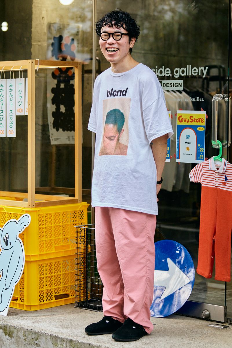 不明のTシャツコーディネート | 260825-2350-52 上田 篤 3枚目の写真