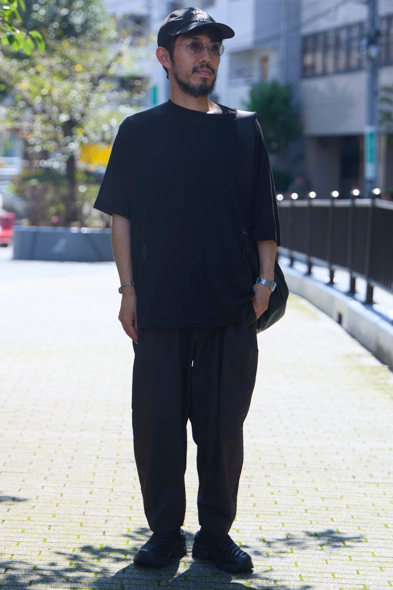 コモリのTシャツコーディネート | 260828-1036-23 タカバヤシユウヤ 3枚目の写真