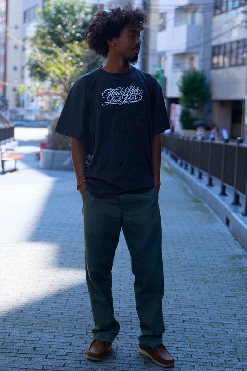 不明のTシャツコーディネート | 260828-1122-33 コウ 2枚目の写真