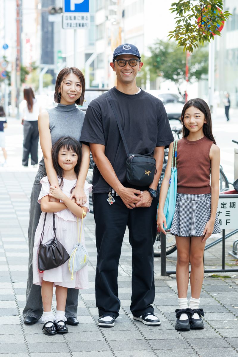 ユニクロのTシャツコーディネート | 260831-1725-09 夏迫 惇
