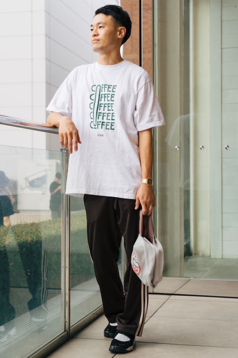 アパートメントのTシャツコーディネート | 260909-1148-51 渡邉和真 3枚目の写真