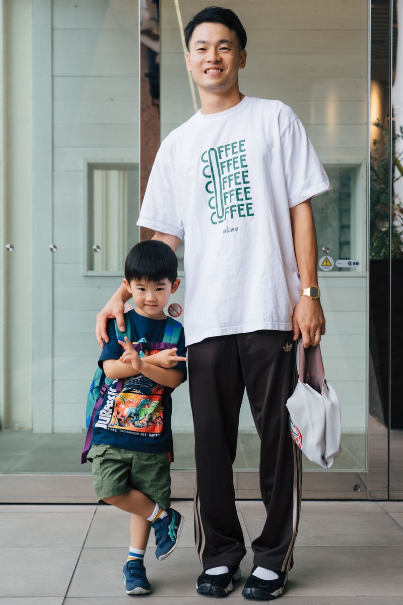 アパートメントのTシャツコーディネート | 260909-1148-51 渡邉和真