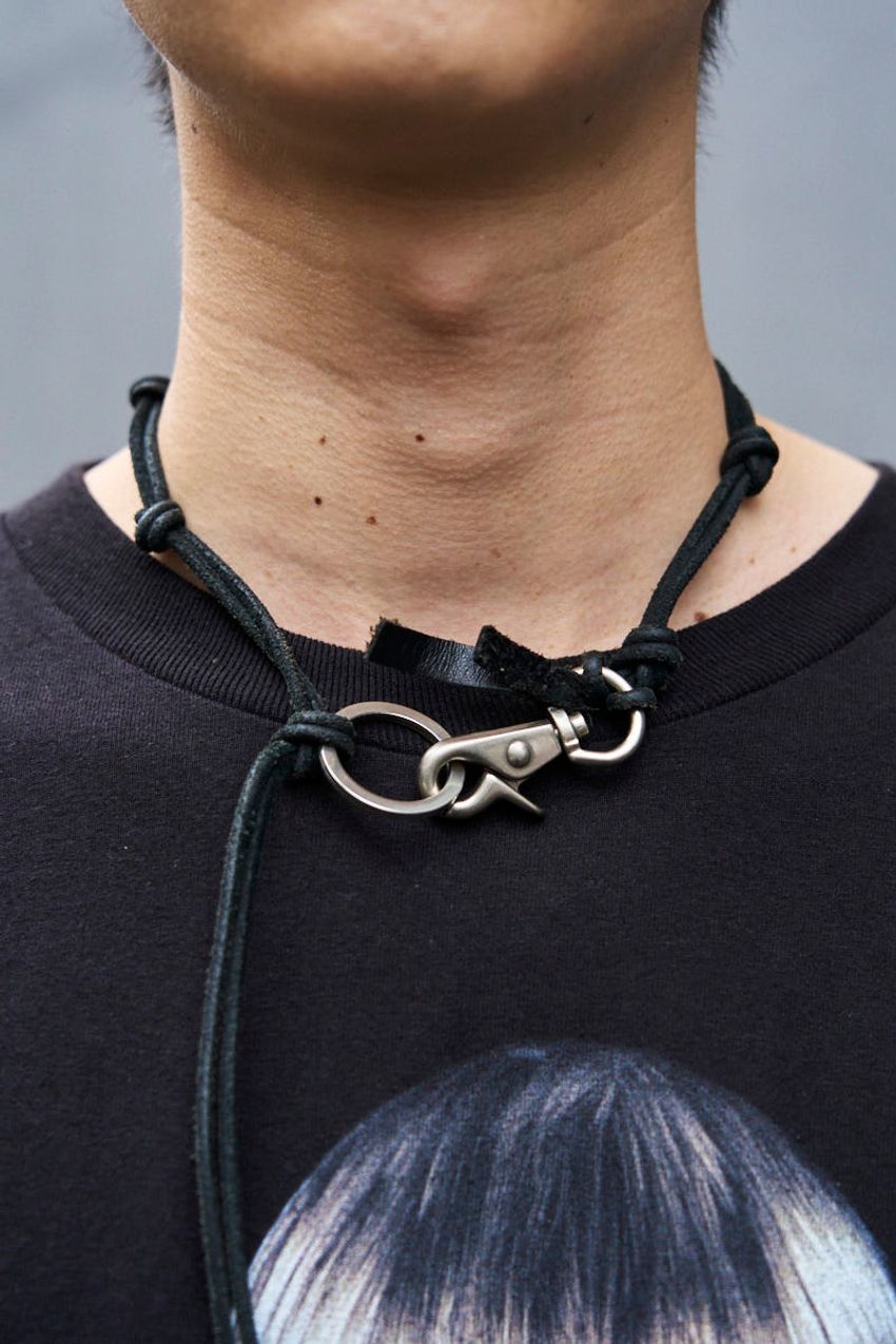 黒使いが巧みな5人をスナップ。ジャケット、シャツetc.秋のスタイルサンプルを紹介 - 5枚目の画像